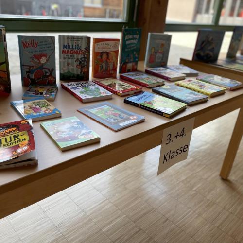 Bücherausstellung 3