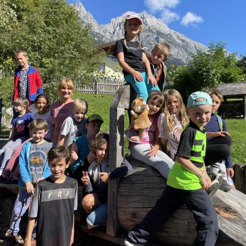 Halltalspielplatz 11