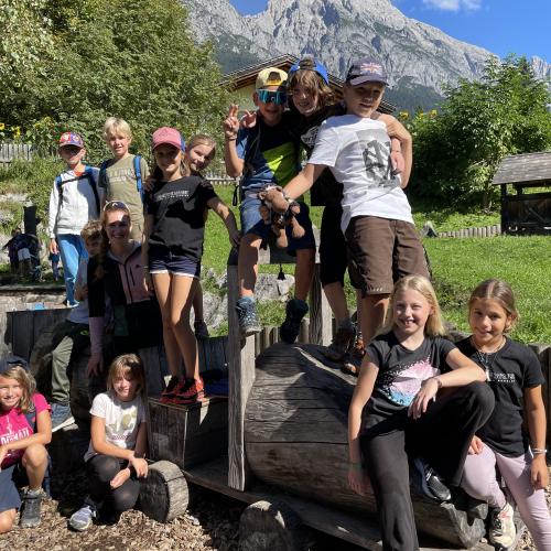 Halltalspielplatz 13