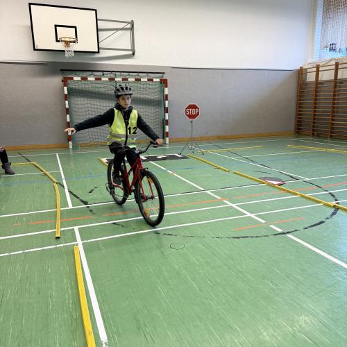 Fahrradübung 8